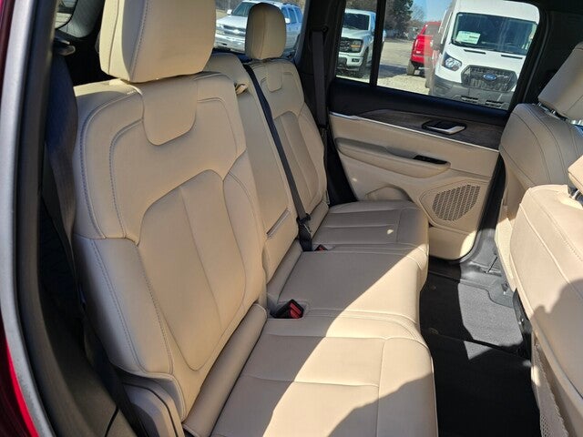 2023 Jeep Grand Cherokee Limited 4x2