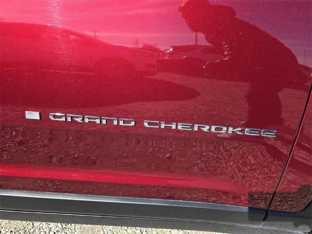 2023 Jeep Grand Cherokee Limited 4x2