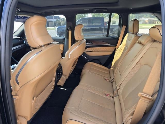 2023 Jeep Grand Cherokee Summit 4x4