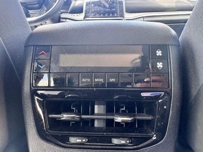 2023 Jeep Grand Cherokee L Laredo 4x4