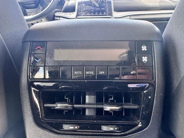 2023 Jeep Grand Cherokee L Laredo 4x4