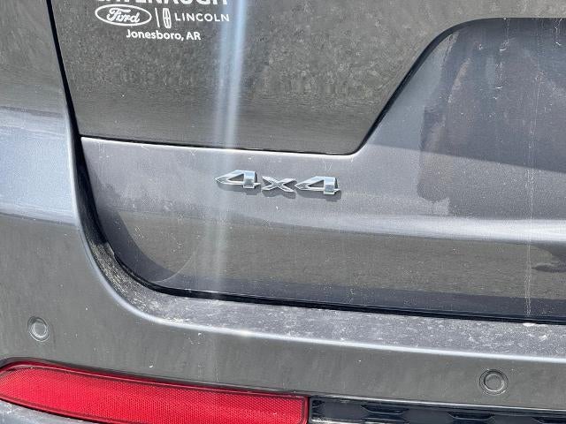 2023 Jeep Grand Cherokee L Laredo 4x4