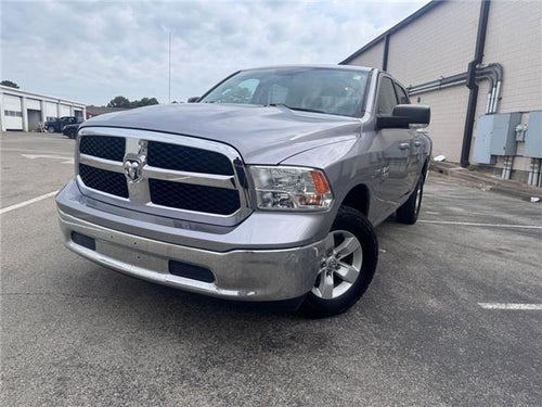 2019 RAM 1500 Classic SLT 4x4 Crew Cab 5.6 ft. box 140 in. WB