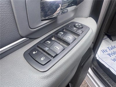 2019 RAM 1500 Classic SLT 4x4 Crew Cab 5.6 ft. box 140 in. WB