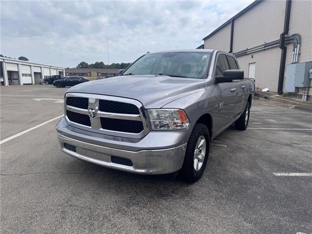 2019 RAM 1500 Classic SLT 4x4 Crew Cab 5.6 ft. box 140 in. WB