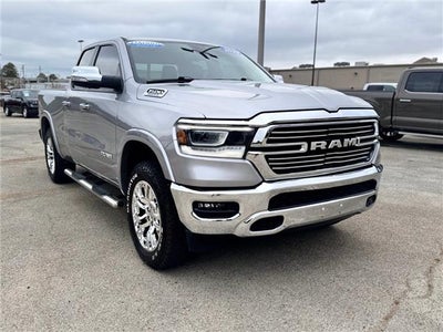 2019 RAM 1500 Laramie 4x4 Quad Cab 140.5 in. WB