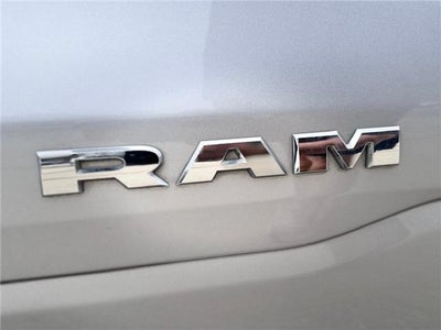2019 RAM 1500 Laramie 4x4 Quad Cab 140.5 in. WB