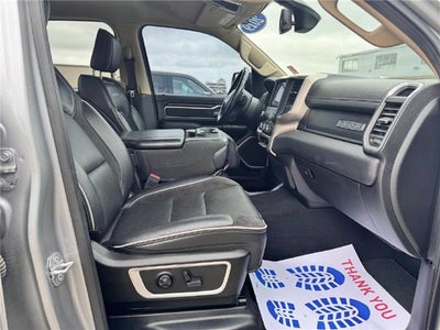 2019 RAM 1500 Laramie 4x4 Quad Cab 140.5 in. WB