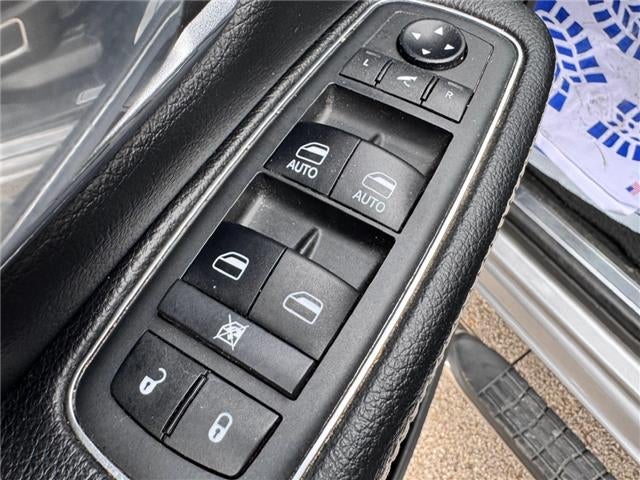 2019 RAM 1500 Laramie 4x4 Quad Cab 140.5 in. WB