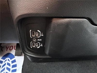 2019 RAM 1500 Laramie 4x4 Quad Cab 140.5 in. WB