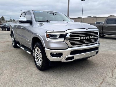 2019 RAM 1500 Laramie 4x4 Quad Cab 140.5 in. WB