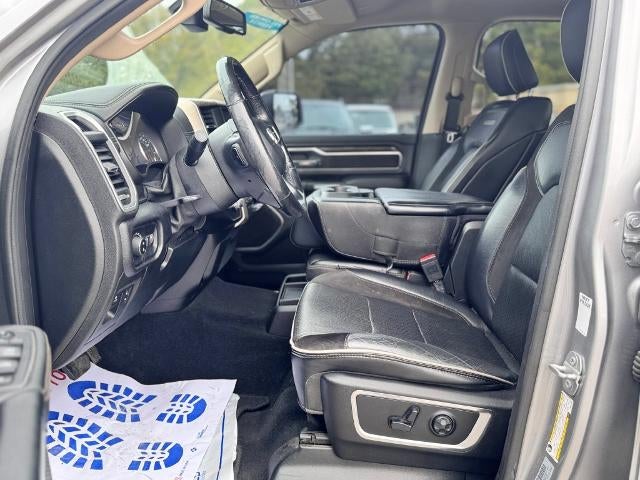 2019 RAM 1500 Laramie 4x4 Quad Cab 140.5 in. WB