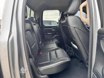 2019 RAM 1500 Laramie 4x4 Quad Cab 140.5 in. WB