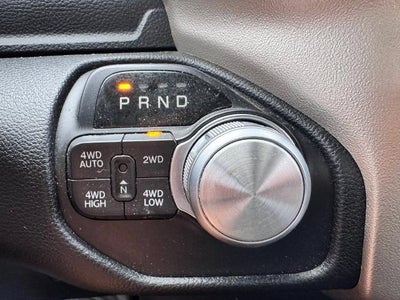 2019 RAM 1500 Laramie 4x4 Quad Cab 140.5 in. WB
