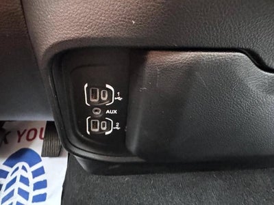 2019 RAM 1500 Laramie 4x4 Quad Cab 140.5 in. WB