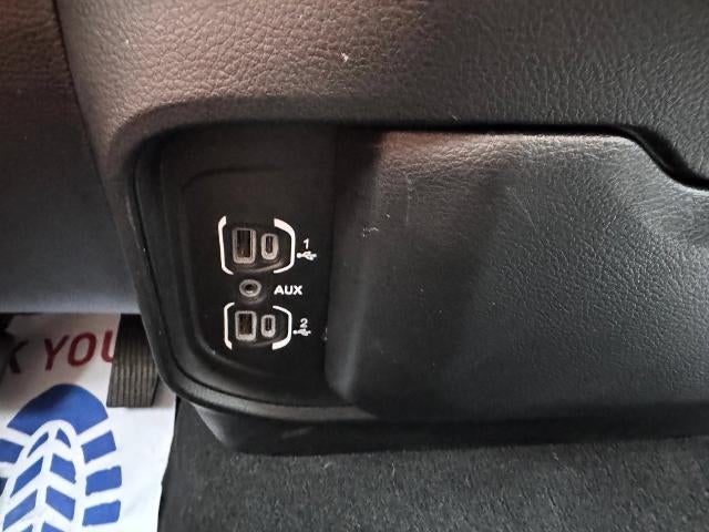 2019 RAM 1500 Laramie 4x4 Quad Cab 140.5 in. WB