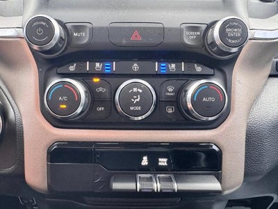 2019 RAM 1500 Laramie 4x4 Quad Cab 140.5 in. WB