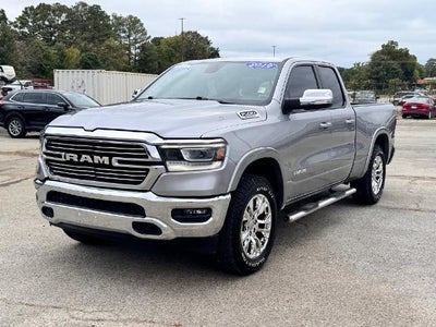 2019 RAM 1500 Laramie 4x4 Quad Cab 140.5 in. WB