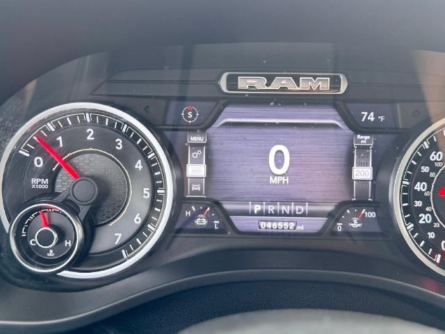 2019 RAM 1500 Laramie 4x4 Quad Cab 140.5 in. WB