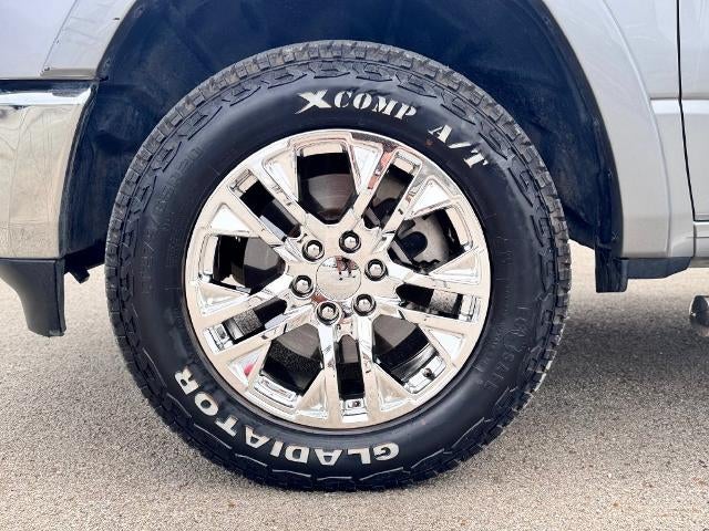 2019 RAM 1500 Laramie 4x4 Quad Cab 140.5 in. WB