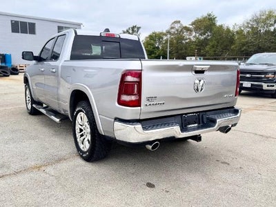 2019 RAM 1500 Laramie 4x4 Quad Cab 140.5 in. WB