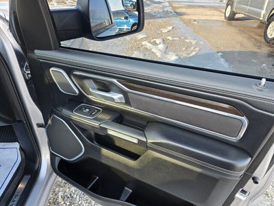 2022 RAM 1500 Laramie 4x4 Crew Cab 144.5 in. WB