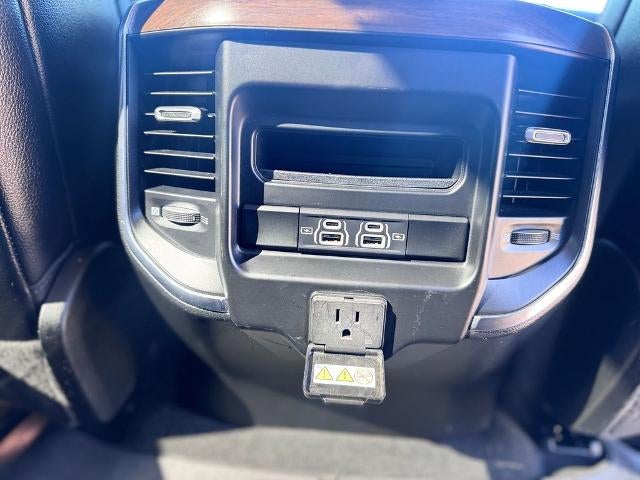 2022 RAM 1500 Laramie 4x4 Crew Cab 144.5 in. WB