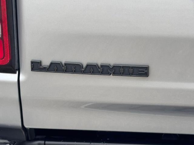 2022 RAM 1500 Laramie 4x4 Crew Cab 144.5 in. WB