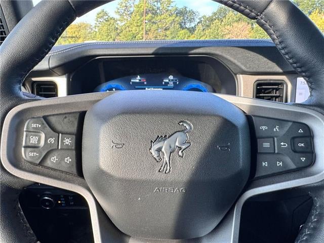 2025 Ford Bronco Outer Banks 4x4
