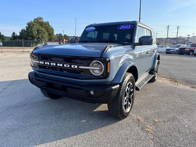2025 Ford Bronco Outer Banks 4x4