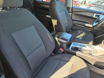 2024 Ford Explorer XLT 4x2