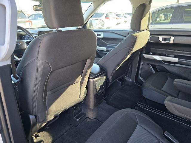 2024 Ford Explorer XLT 4x2