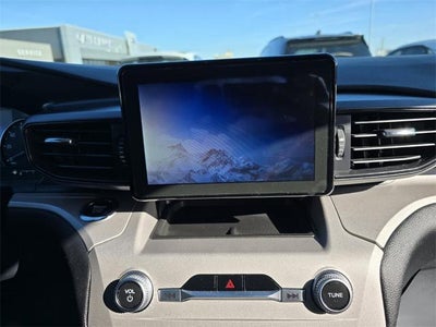 2024 Ford Explorer XLT 4x2