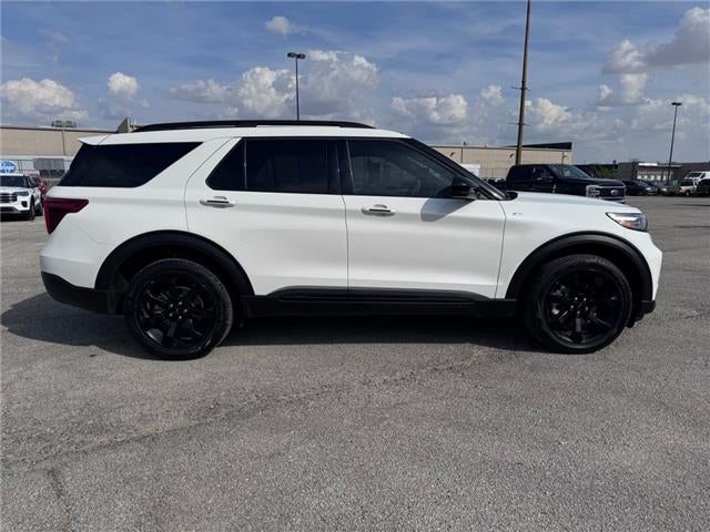2024 Ford Explorer ST-Line 4x4