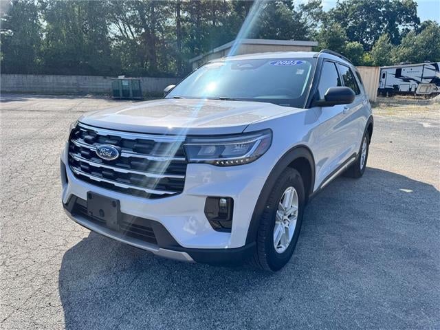 2025 Ford Explorer Active 4x2