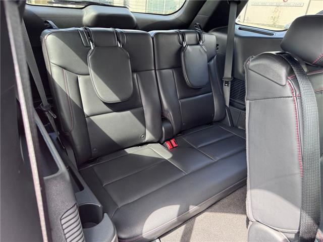 2025 Ford Explorer ST-Line 4x2