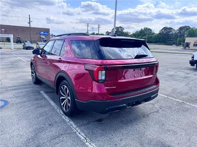 2025 Ford Explorer ST-Line 4x2