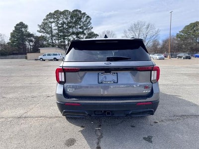 2025 Ford Explorer ST-Line 4x4