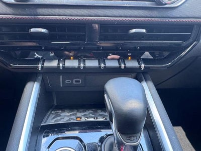 2024 Chevrolet Colorado Z71 4x4 Crew Cab 5 ft. box 131 in. WB