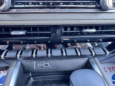 2026 Chevrolet Colorado ZR2 4x4 Crew Cab 5 ft. box 131 in. WB