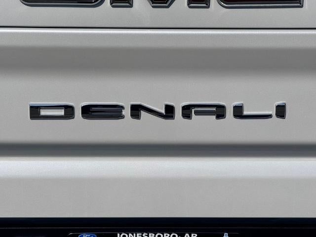 2023 GMC Sierra 2500HD Denali 4x4 Crew Cab 6.75 ft. box 158.9 in. WB