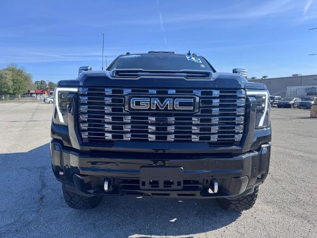 2025 GMC Sierra 2500HD Denali Ultimate 4x4 Crew Cab 6.75 ft. box 159 in. WB