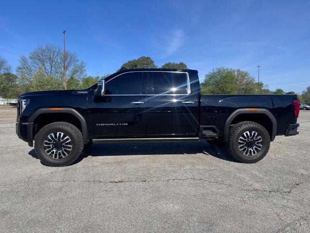 2025 GMC Sierra 2500HD Denali Ultimate 4x4 Crew Cab 6.75 ft. box 159 in. WB
