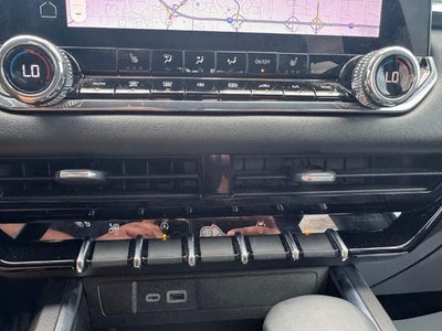 2025 GMC Canyon Elevation 4x4 Crew Cab 5 ft. box 131 in. WB
