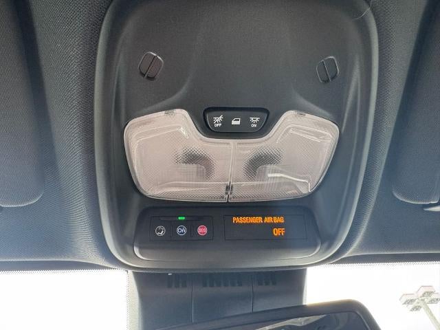 2025 GMC Canyon Elevation 4x4 Crew Cab 5 ft. box 131 in. WB
