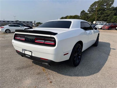 2021 Dodge Challenger SXT Rear-wheel Drive Coupe