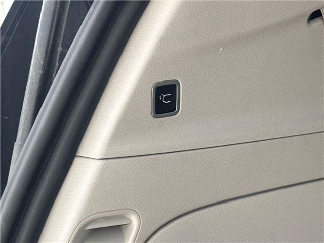 2020 Chrysler Pacifica Touring L Front-wheel Drive Passenger Van
