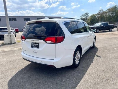 2020 Chrysler Pacifica Touring L Front-wheel Drive Passenger Van