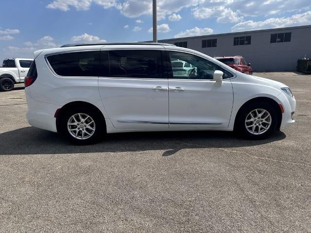 2020 Chrysler Pacifica Touring L Front-wheel Drive Passenger Van