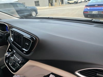 2024 Chrysler Voyager LX Passenger Van